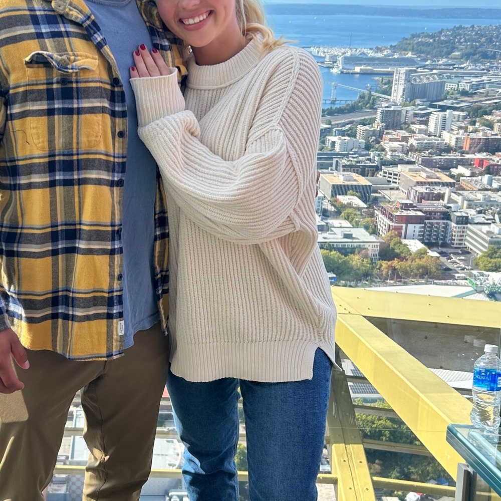Aerie Cream Ribbed Knit Sweater